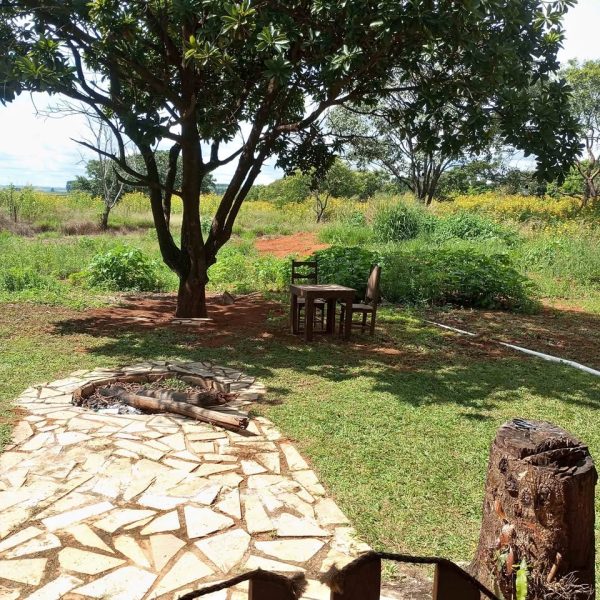 Lindo espaço para camping - Imagem 2