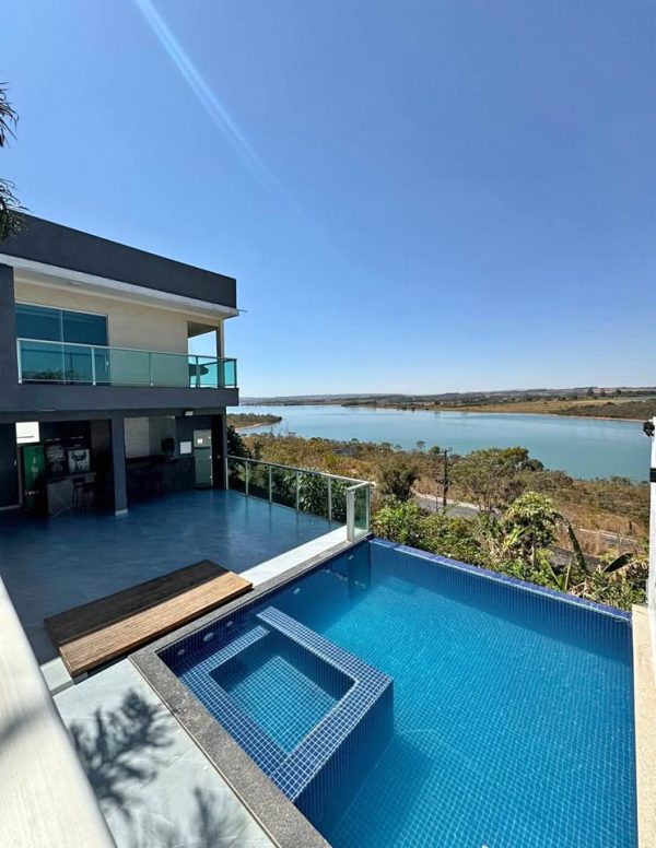 1 quarto 4 banheiros – Casa - Imagem 3