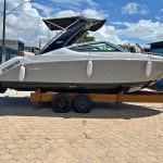 Lancha 255