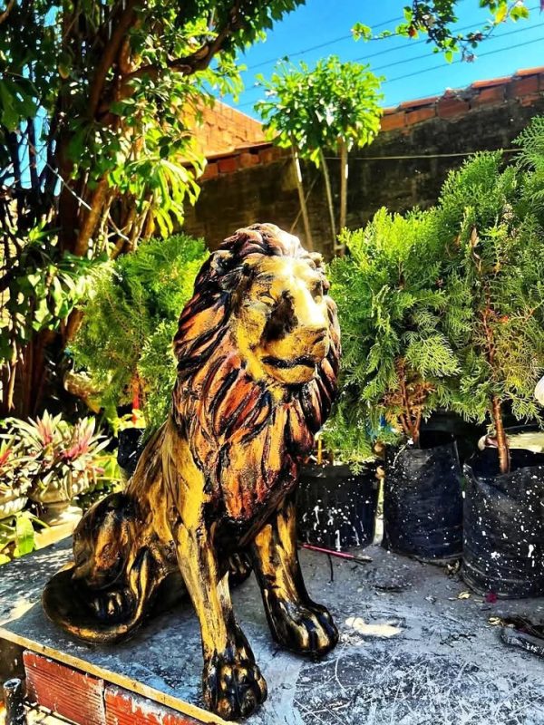 Leão para jardim.Faço a entrega