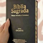 Bíblia Sagrada Revista Corrigida com Harpa Letra Gigante