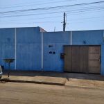 Vende-se 2 casas em um lote.