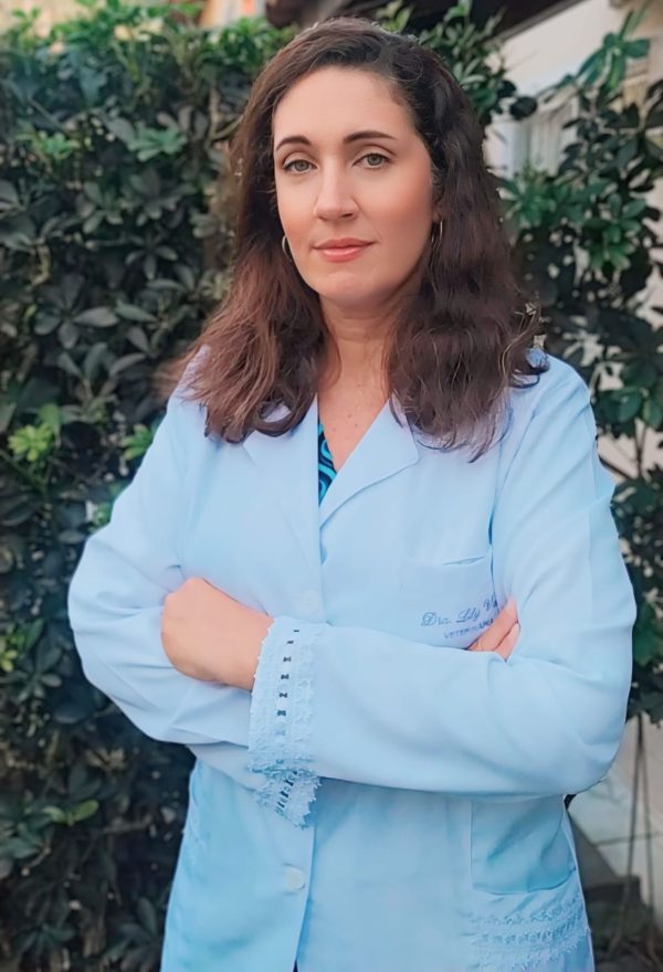 Dra. Lily Vater veterinária