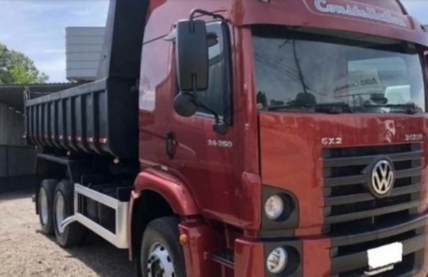 volks 24250 truck cacamba ano 2012