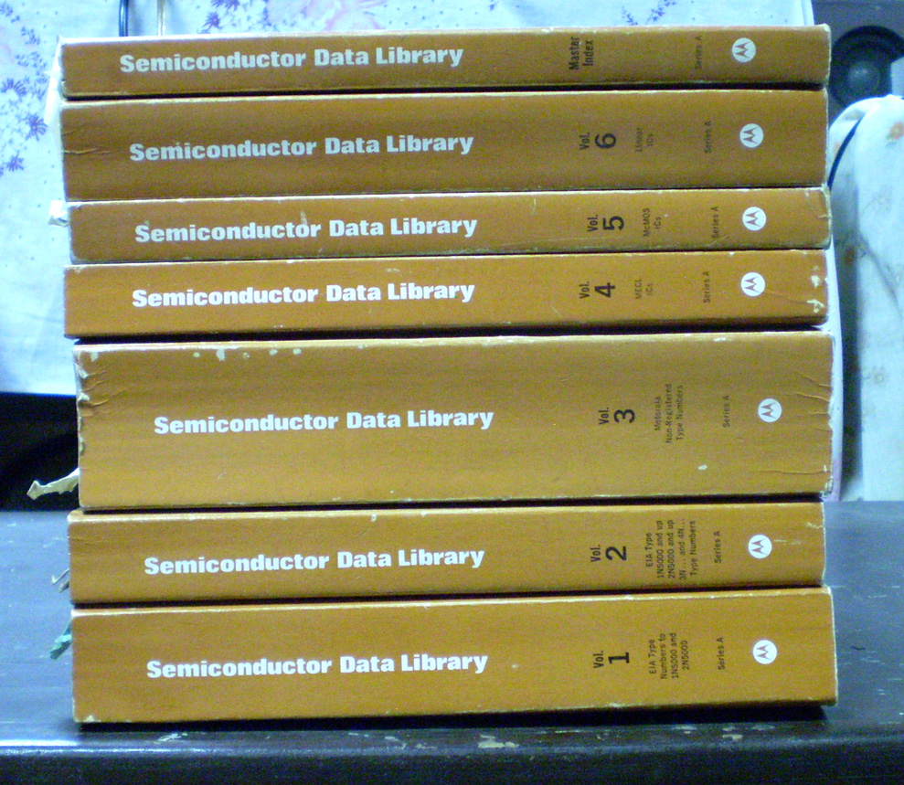 Livros - Coleção de Data Books da Motorola. - Cód. 087 - - Imagem 2